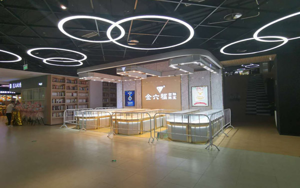 珠宝店内展示柜台布置的整体+合理+实用