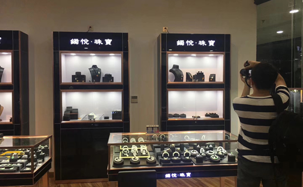 珠宝展示柜定制,珠宝展柜厂家,玻璃珠宝展示柜