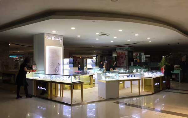 珠宝展柜设计与店铺销量和品牌提升的关系