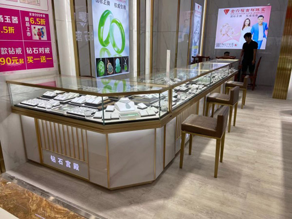 定制珠宝展示柜,鸿钛珠宝展柜厂家,专业珠宝展柜厂