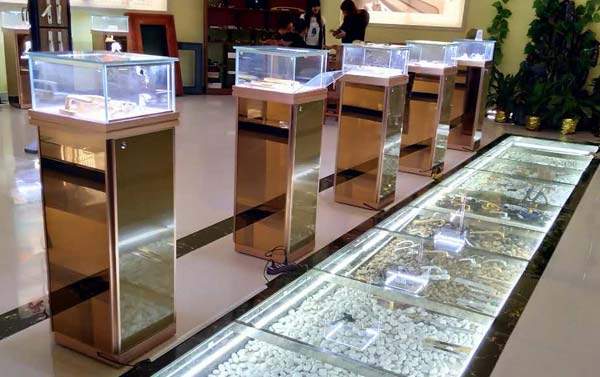 玻璃展示柜陈列柜什么厂家质量有保障